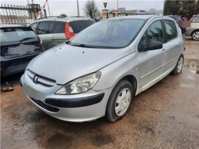 Faro Delantero Derecho Peugeot 307  2 0 HDi 90 2