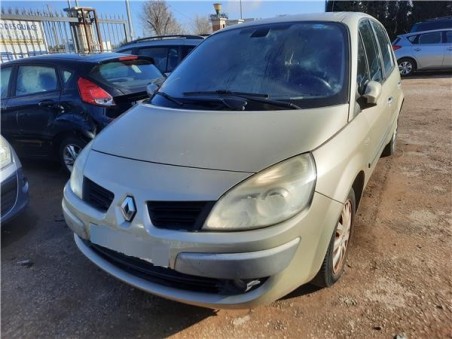 Renault Scenic II  1 6 16V