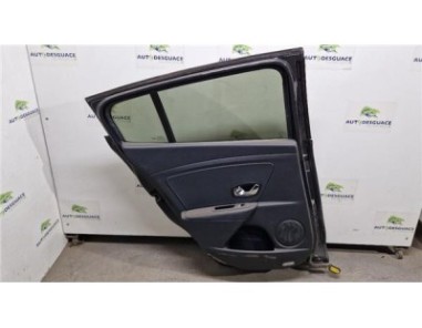 Puerta Trasera Izquierda Renault MEGANE III Fastback  2 0 CVT 