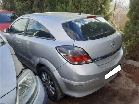 Opel Astra H GTC  1 7 CDTi