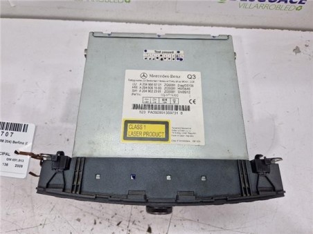 Radio / Cd Mercedes-Benz Clase C  Berlina  2 1 C 200 CDI BlueEfficiency  [2 1 Ltr  - 100 kW CDI CAT]