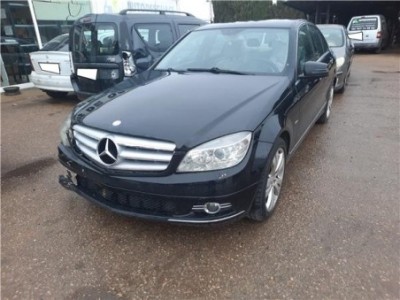 Tapa Maletero Mercedes-Benz Clase C  Berlina  2 1 C 200 CDI BlueEfficiency  [2 1 Ltr  - 100 kW CDI CAT] 2
