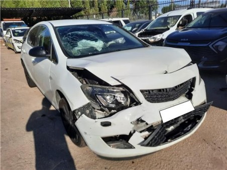 JUEGO LLANTAS Opel Astra J Berlina 5p  2 0 Excellence [2 0 Ltr  - 121 kW 16V CDTI]