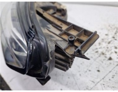 Faro led delantero izquierdo Peugeot 308  1 5 Style [1 5 Ltr  - 75 kW Blue-HDI FAP]