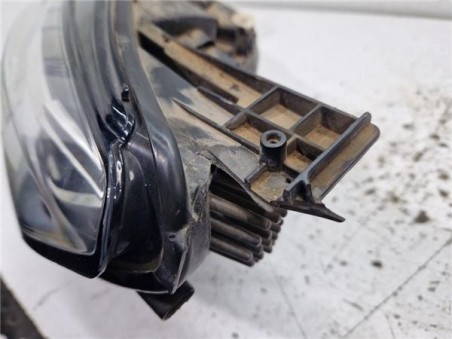 Faro led delantero izquierdo Peugeot 308  1 5 Style [1 5 Ltr  - 75 kW Blue-HDI FAP]