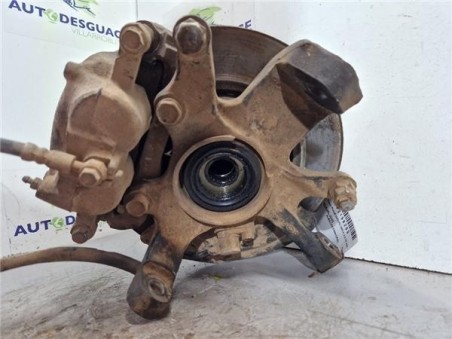 Buje Delantero Derecho Nissan Pickup  2 5 TD 4WD