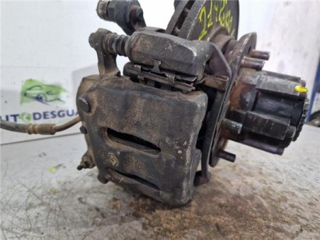 Buje Delantero Izquierdo Nissan Pickup  2 5 TD 4WD