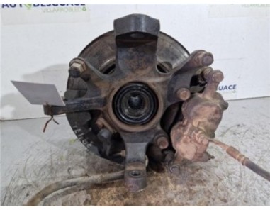 Buje Delantero Izquierdo Nissan Pickup  2 5 TD 4WD