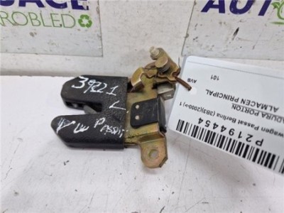 Cerradura Porton Volkswagen Passat Berlina  1 9 TDI