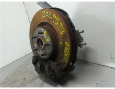 Buje Delantero Izquierdo Toyota AVENSIS Sedán  2 0 D-4D