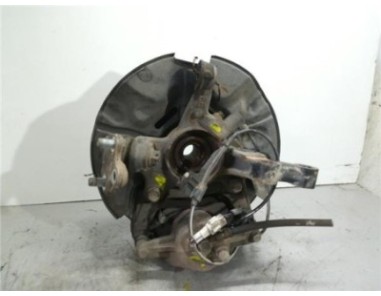 Buje Delantero Izquierdo Toyota AVENSIS Sedán  2 0 D-4D