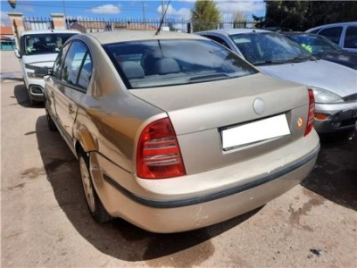 MANDO ELEVALUNAS DELANTERO IZQUIERDO Skoda Superb  1 9 TDI 2