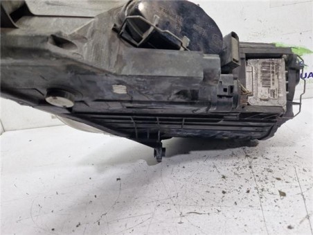 FARO XENON DERECHO Volkswagen Passat Variant  2 0 TDI 16V