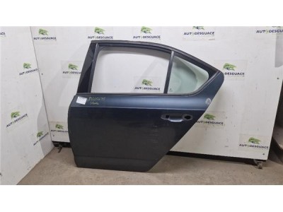 Puerta Trasera Izquierda Skoda Octavia Berlina  1 6 Ambition [1 6 Ltr  - 77 kW TDI DPF]