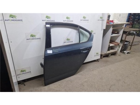 Puerta Trasera Izquierda Skoda Octavia Berlina  1 6 Ambition [1 6 Ltr  - 77 kW TDI DPF]