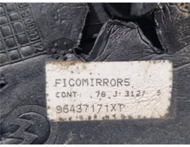 Retrovisor Derecho Peugeot 206  1 4 i