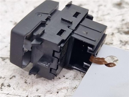 MANDO ELEVALUNAS TRASERO IZQUIERDO Skoda Octavia Berlina  1 6 Ambition [1 6 Ltr  - 77 kW TDI DPF]