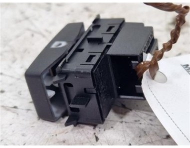 MANDO ELEVALUNAS TRASERO DERECHO Skoda Octavia Berlina  1 6 Ambition [1 6 Ltr  - 77 kW TDI DPF]