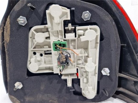 Piloto Trasero Izquierdo Volvo S40 Berlina  2 0 D