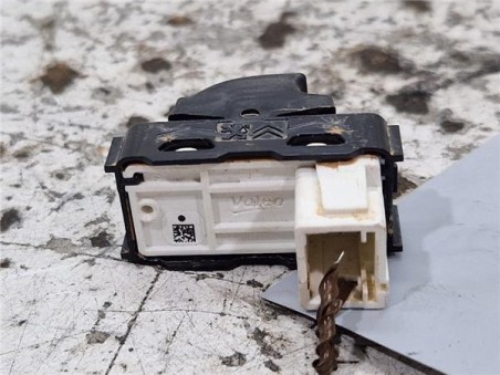 MANDO ELEVALUNAS TRASERO IZQUIERDO Citroen C3  1 2 Feel Pack [1 2 Ltr  - 60 kW 12V VTi / PureTech]