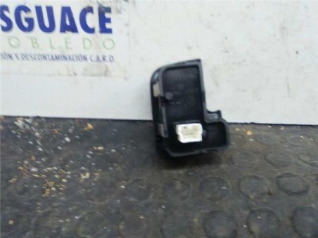 Botonera Puerta Delantera Derecha Alfa Romeo 147  1 6 T Spark ECO Distinctive [1 6 Ltr  - 77 kW 16V CAT]