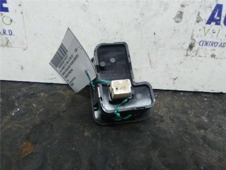 Botonera Puerta Trasera Derecha Alfa Romeo 147  1 6 T Spark ECO Distinctive [1 6 Ltr  - 77 kW 16V CAT]