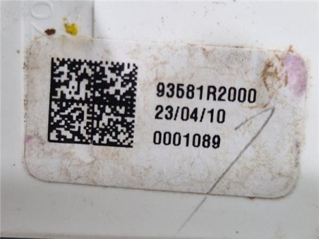 MANDO ELEVALUNAS TRASERO DERECHO Kia Sportage  1 6 Concept [1 6 Ltr  - 110 kW T-GDI CAT]