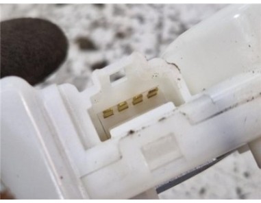 Cerradura Porton Nissan Juke I  1 6 Acenta [1 6 Ltr  - 86 kW 16V CAT]