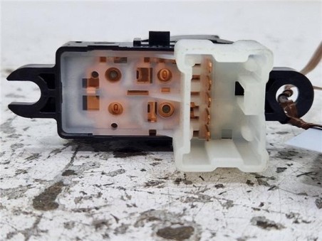 MANDO ELEVALUNAS TRASERO IZQUIERDO Renault Koleos II  2 0 Zen [2 0 Ltr  - 130 kW dCi Diesel FAP Energy]