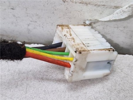 Amortiguador Porton Trasero Izquierdo Renault Koleos II  2 0 Zen [2 0 Ltr  - 130 kW dCi Diesel FAP Energy]