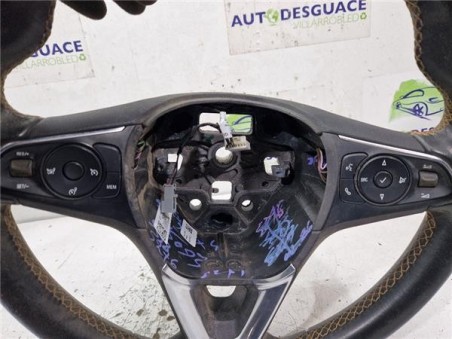 Volante Opel Crossland X  1 2 Excellence [1 2 Ltr  - 96 kW]