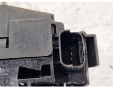 Cerradura Porton Opel Crossland X  1 2 Excellence [1 2 Ltr  - 96 kW]