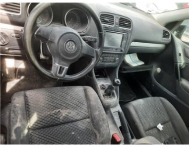 Volkswagen Golf VI  1 6 Advance [1 6 Ltr  - 77 kW TDI DPF]