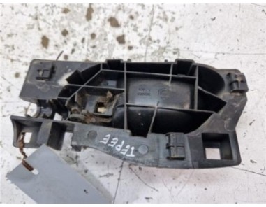 Manilla Interior Puerta Delantera Derecha Peugeot Partner Tepee  1 6 Access [1 6 Ltr  - 55 kW Blue-HDI FAP]