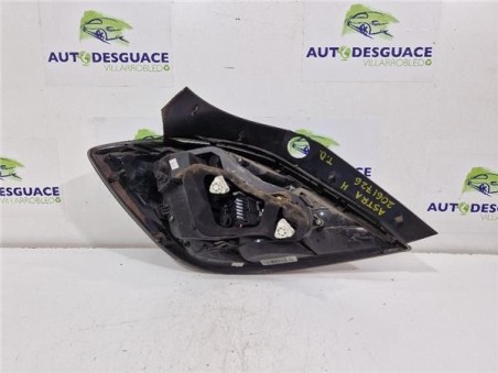 Piloto Trasero Derecho Opel Astra H Berlina  1 7 CDTI