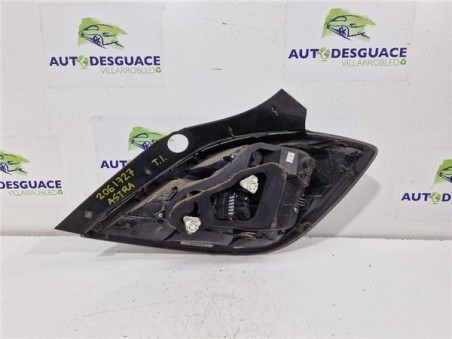 Piloto Trasero Izquierdo Opel Astra H Berlina  1 7 CDTI