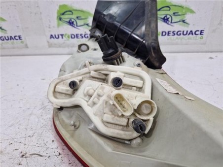 Piloto Trasero Izquierdo Opel Astra J Sedán  1 7 Business [1 7 Ltr  - 81 kW 16V CDTI]