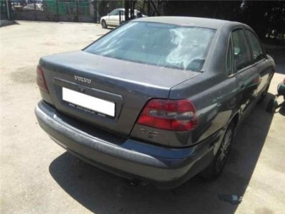 Volvo S40 BERLINA 1 9 D  2