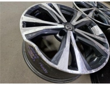 JUEGO LLANTAS Nissan Qashqai  1 5 Acenta [1 5 Ltr  - 85 kW dCi CAT]