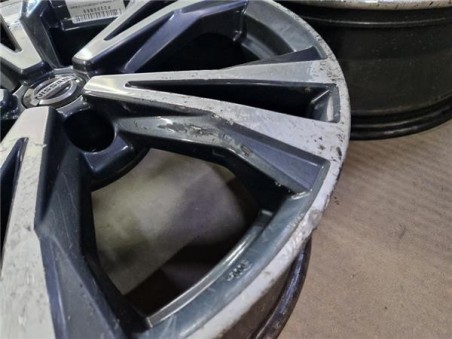 JUEGO LLANTAS Nissan Qashqai  1 5 Acenta [1 5 Ltr  - 85 kW dCi CAT]