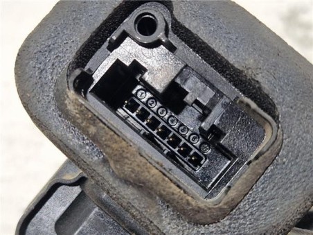 Cerradura Puerta Delantera Izquierda Volkswagen Golf VI  1 6 Advance [1 6 Ltr  - 77 kW TDI DPF]