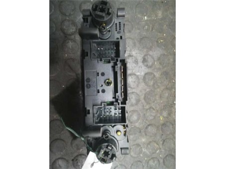 Mandos Calefaccion / Aire Acondicionado Seat Toledo  1 6 Reference [1 6 Ltr  - 77 kW TDI]