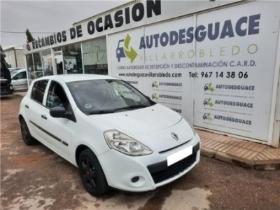 Piloto Trasero Izquierdo Renault Clio III  1 5 Business [1 5 Ltr  - 55 kW dCi Diesel FAP]