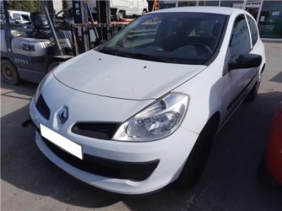 Paragolpes Trasero Renault Clio III  1 5 dCi 