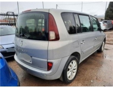 Renault Espace IV  2 0 dCi 