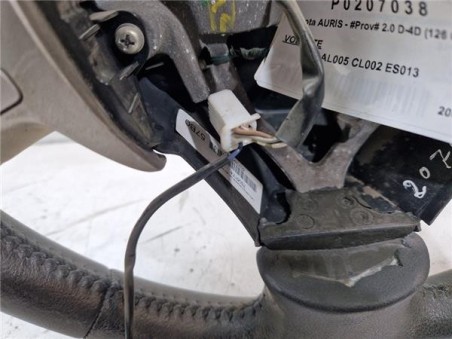 Volante Toyota AURIS 2 0 D-4D 