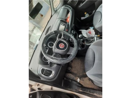 Fiat 500L  Living  1 3 Lounge [1 3 Ltr  - 62 kW 16V JTD CAT]