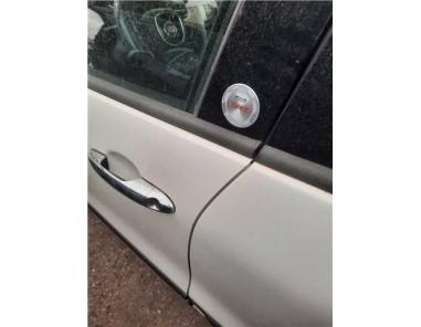 Fiat 500L  Living  1 3 Lounge [1 3 Ltr  - 62 kW 16V JTD CAT]