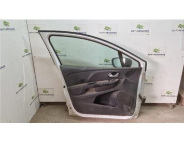 Puerta Delantera Izquierda Renault Clio IV  1 5 Limited [1 5 Ltr  - 55 kW dCi Diesel FAP Energy]