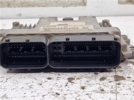 Centralita motor uce Hyundai ix35  1 7 Comfort 2WD [1 7 Ltr  - 85 kW CRDi CAT]